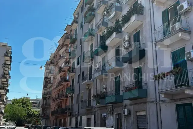 Bilocale in Via d'alò Alfieri 70, Taranto - Foto 1