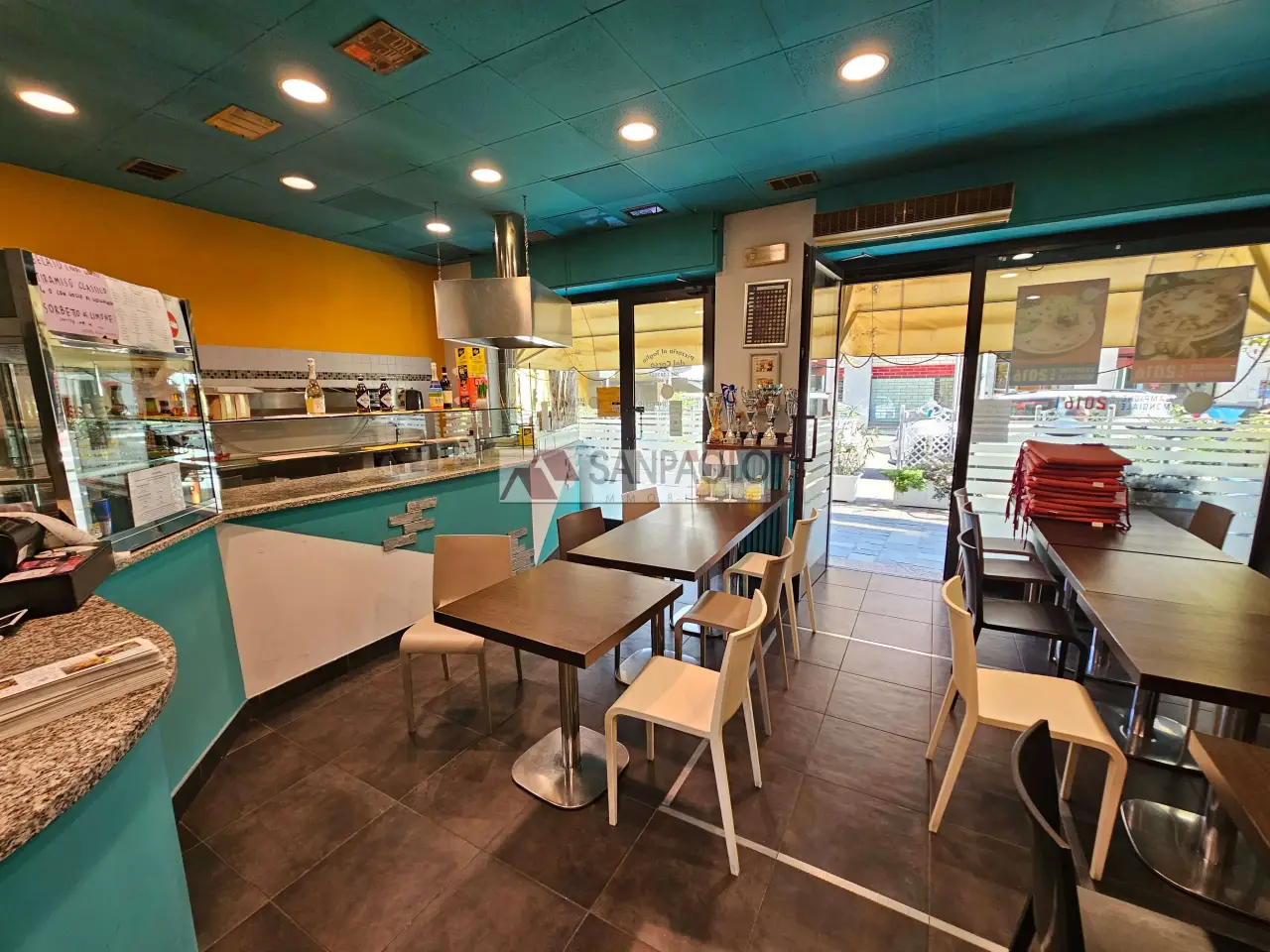 Pizzeria in Corso Piave 30, Alba, {3} - Foto 1