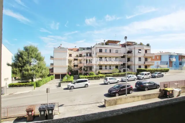 Quadrilocale in vendita, Via Lambro, Ancona - Foto 1