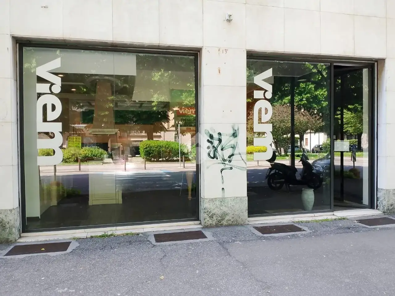 Negozio in Via Trento, Brescia, {3} - Foto 1