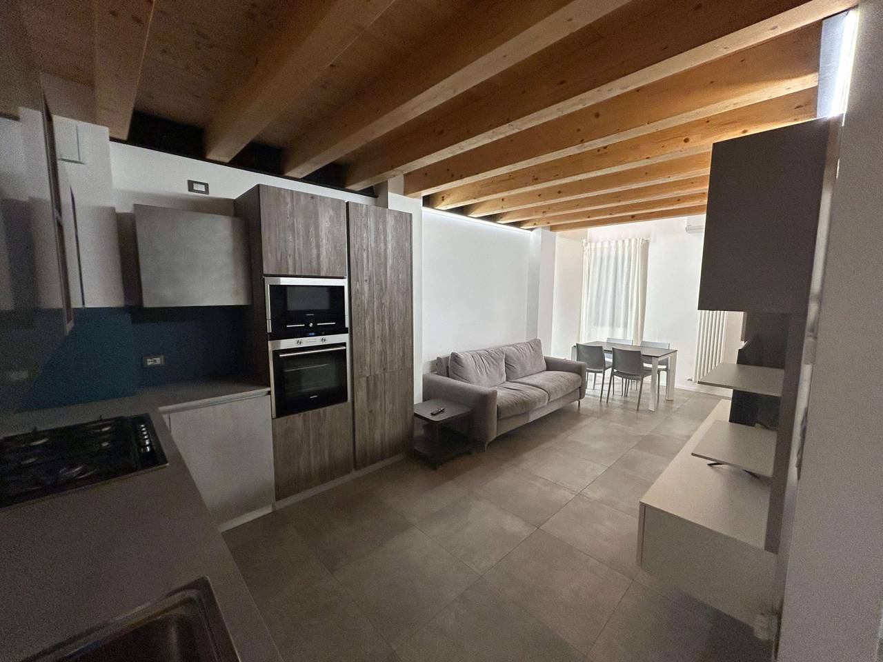 immagine annuncio 1 di 8