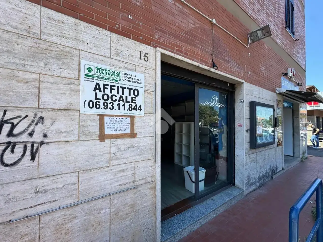 Negozio in Via del Mare 15, Albano Laziale, {3} - Foto 2