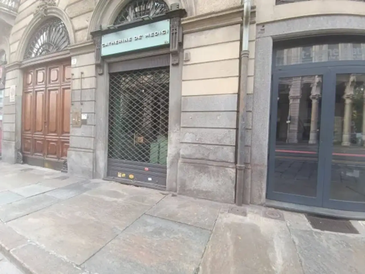 Negozio in Via Cernaia 3, Torino, {3} - Foto 2