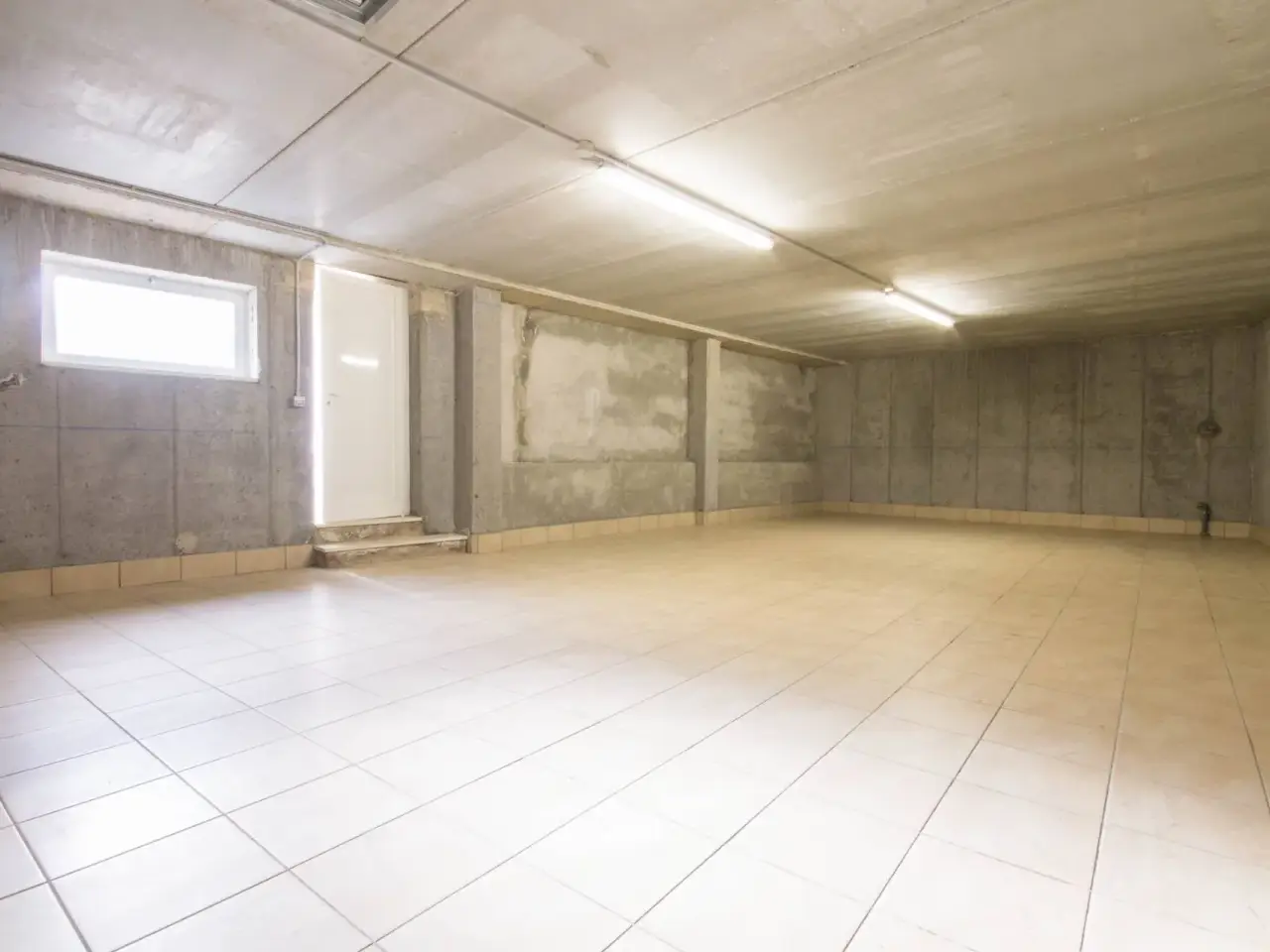 Magazzino in Via del Quadrato 38, Villafranca Di Verona, {3} - Foto 2