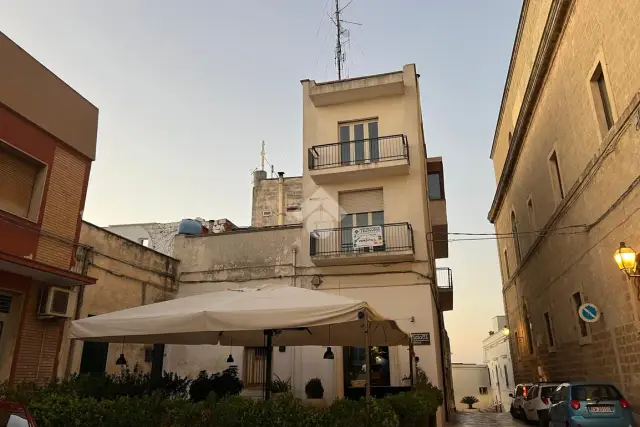 4-room flat in Via Muraglia Lama, Oria - Photo 1