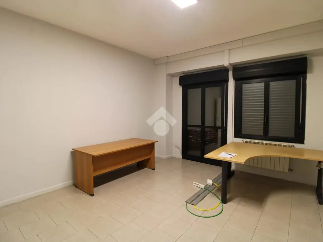 Ufficio in Via Alcide De Gasperi 24, Pantigliate, {3} - Foto 1