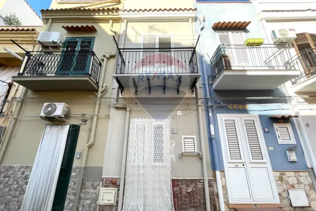 Casa indipendente in vendita, Via dei Mille 55, Terrasini - Foto 1