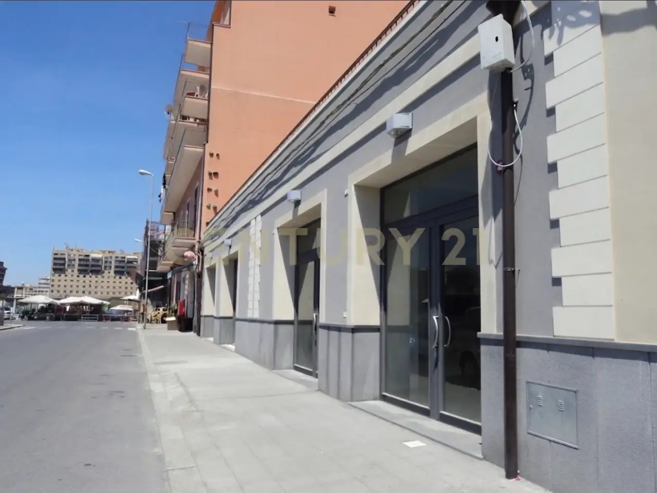 Palazzina commerciale in Via Archimede 149, Catania, {3} - Foto 2