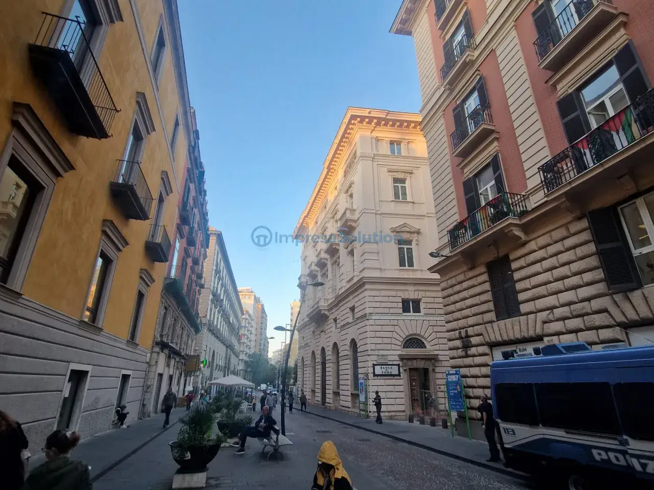 Magazzino in Via Giuseppe Verdi, Napoli, {3} - Foto 1