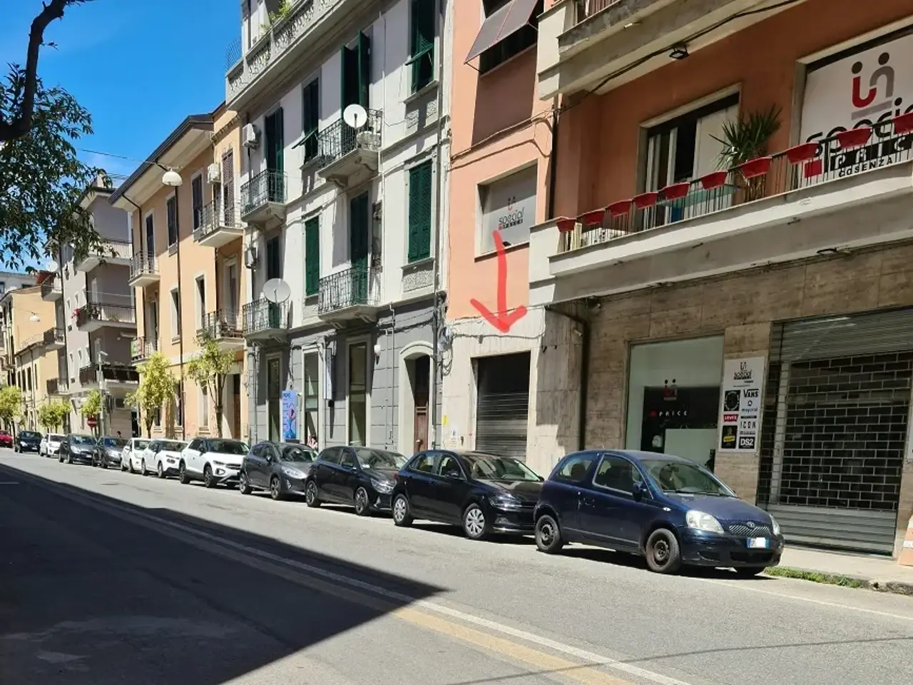Negozio in Via Monte Santo 68, Cosenza, {3} - Foto 2