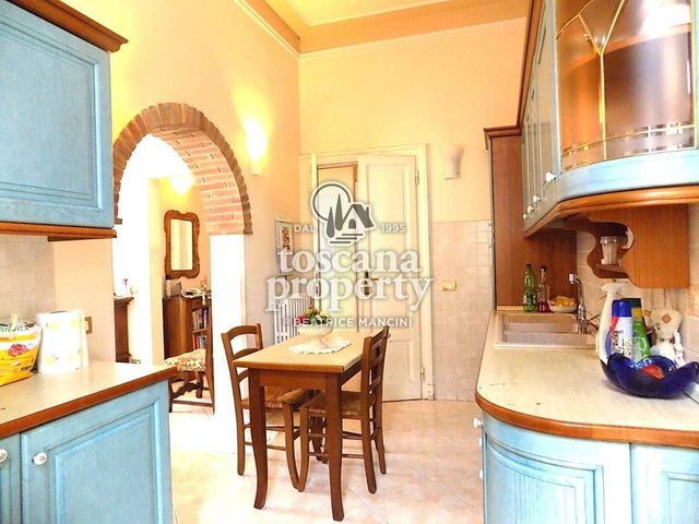 Apartament in Via Guido Rossa, Barga - Photo 1