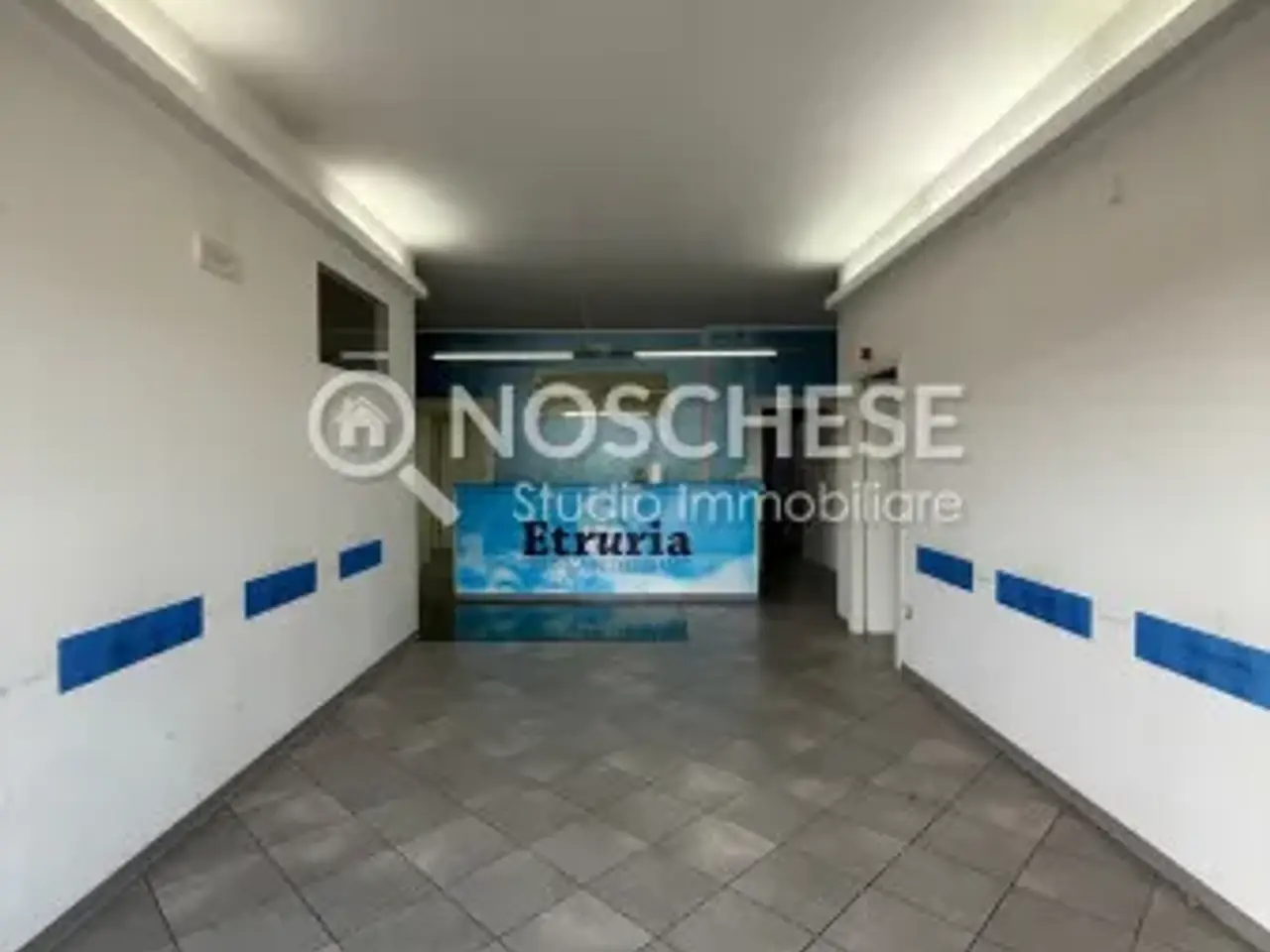 Negozio in Via Picentia 3, Pontecagnano Faiano, {3} - Foto 2
