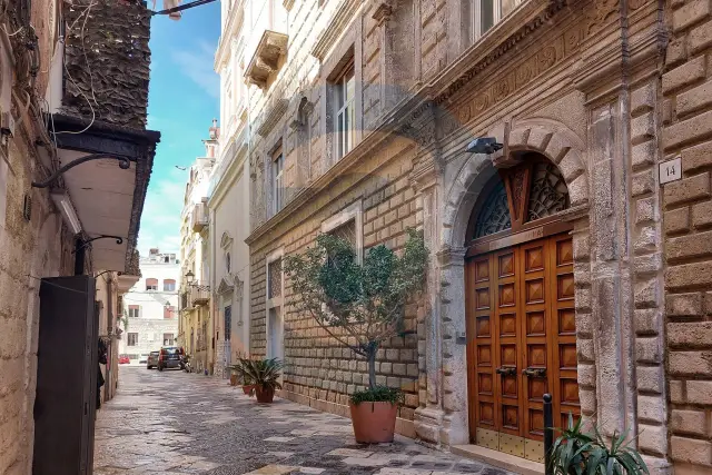 Palazzo in vendita, Strada San Bartolomeo 14, Bari - Foto 1