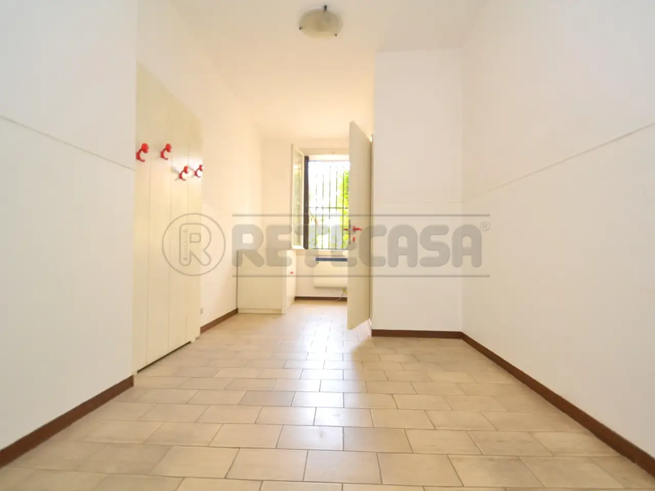 Palazzina commerciale in , Valdagno, {3} - Foto 1