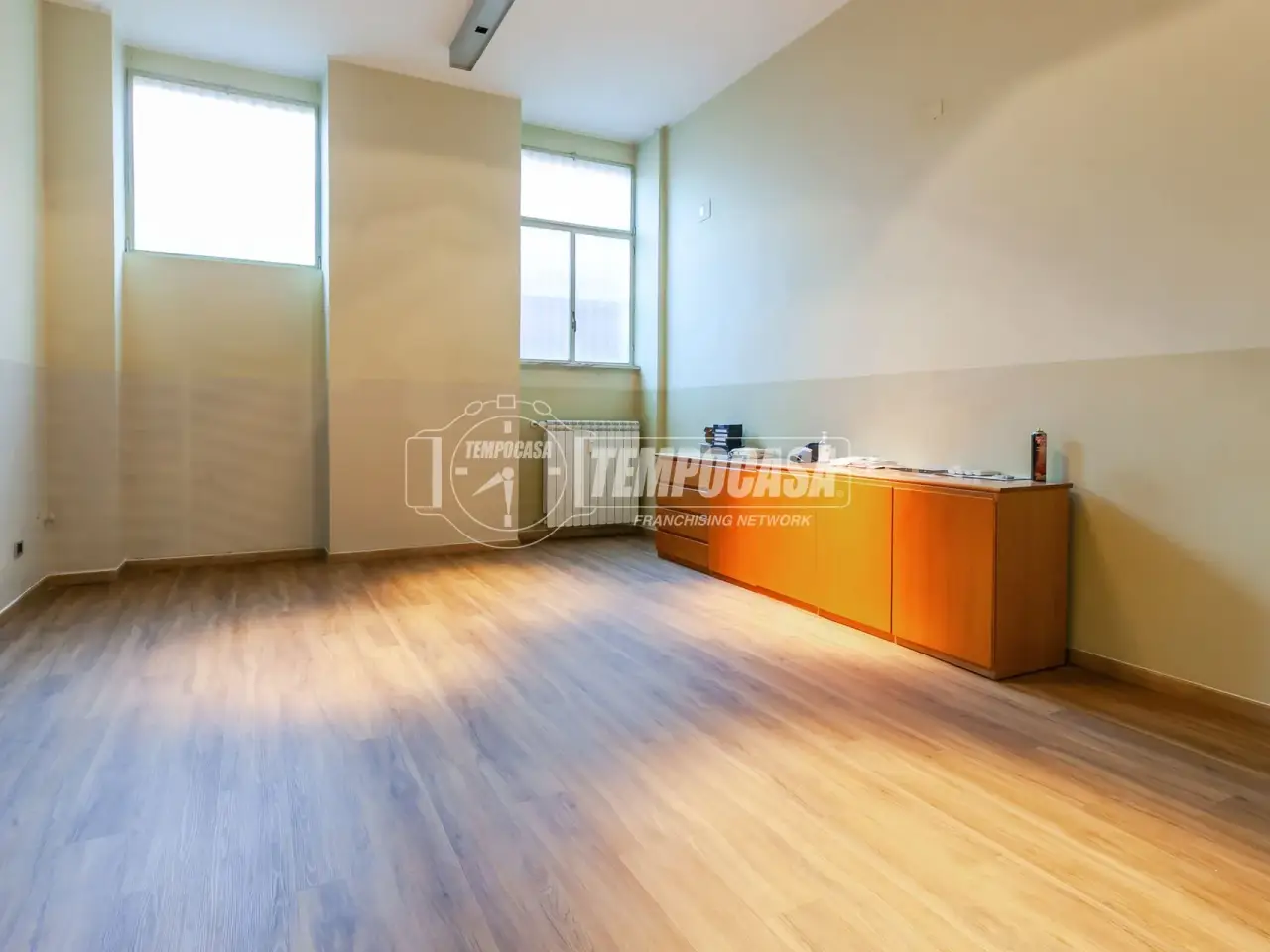 Ufficio in Via Luigi Federico Menabrea 2, Milano, {3} - Foto 2