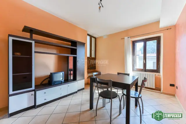 2-room flat in Via Don G. Rossi 15, Triuggio - Photo 1