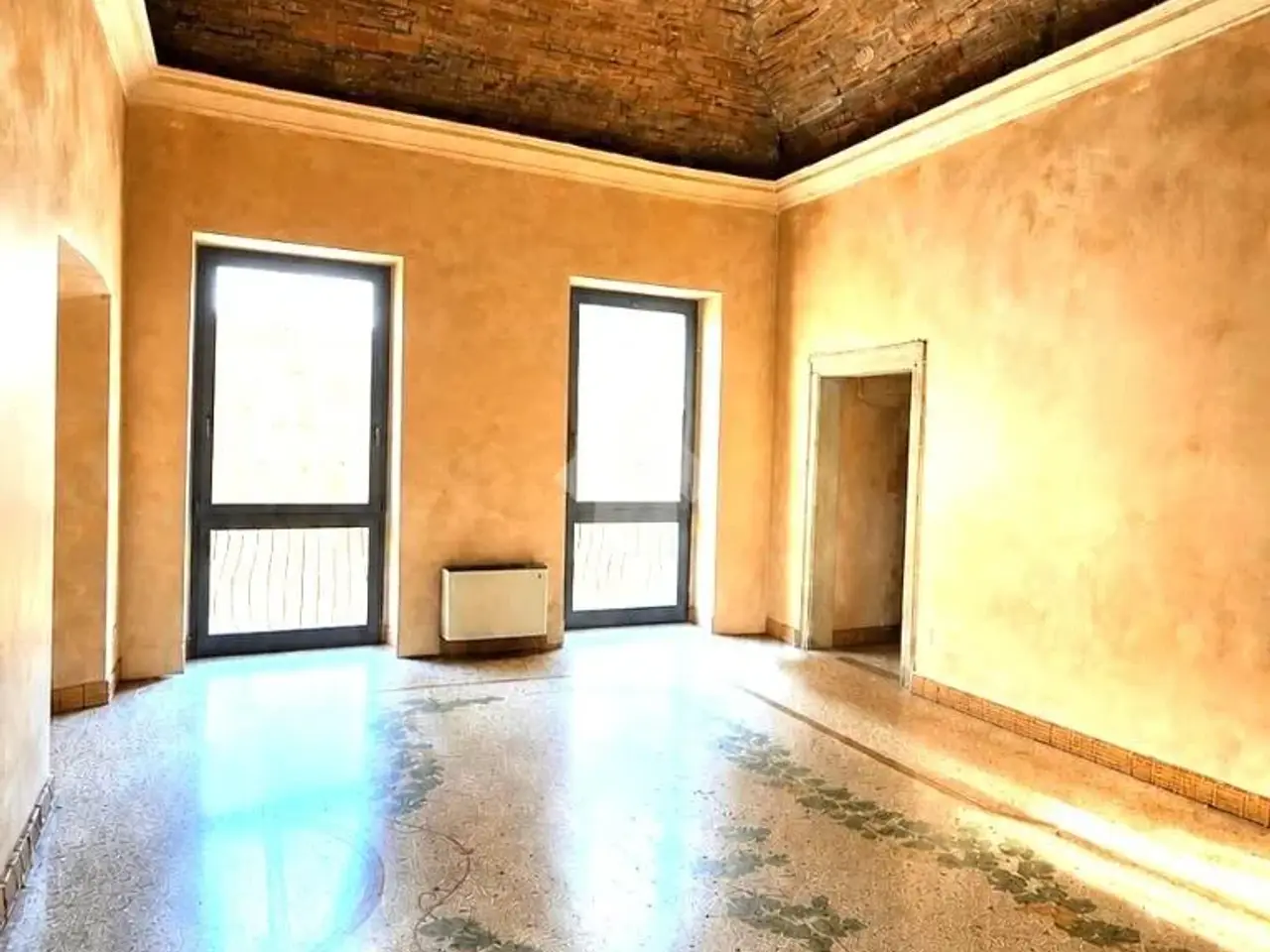 Palazzina commerciale in Via Piazza Martiri della Benedictra 15, Gavi, {3} - Foto 1