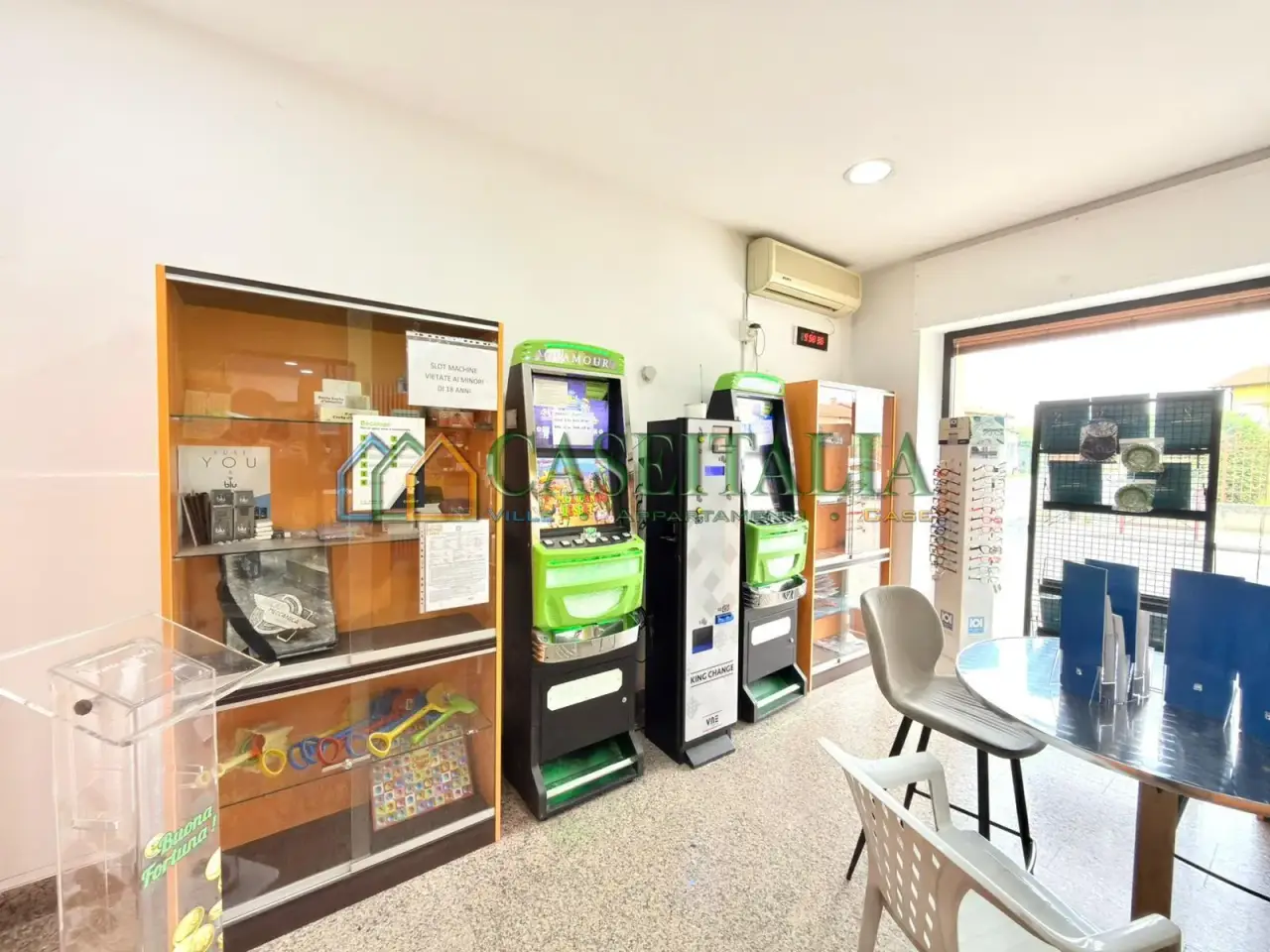 Tabaccheria in , Ivrea, {3} - Foto 2