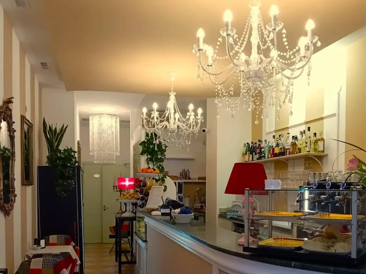 Bar in Via Avrese 5, Legnago, {3} - Foto 1