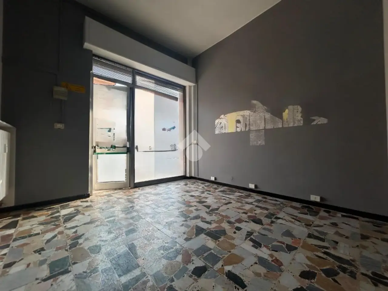 Negozio in Via Felice Cavallotti 56, Novi Ligure, {3} - Foto 1