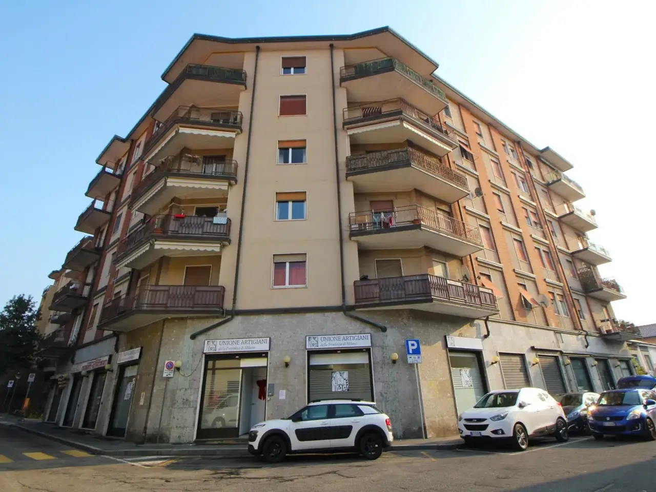 Negozio in Via Galvani  2, Legnano, {3} - Foto 1