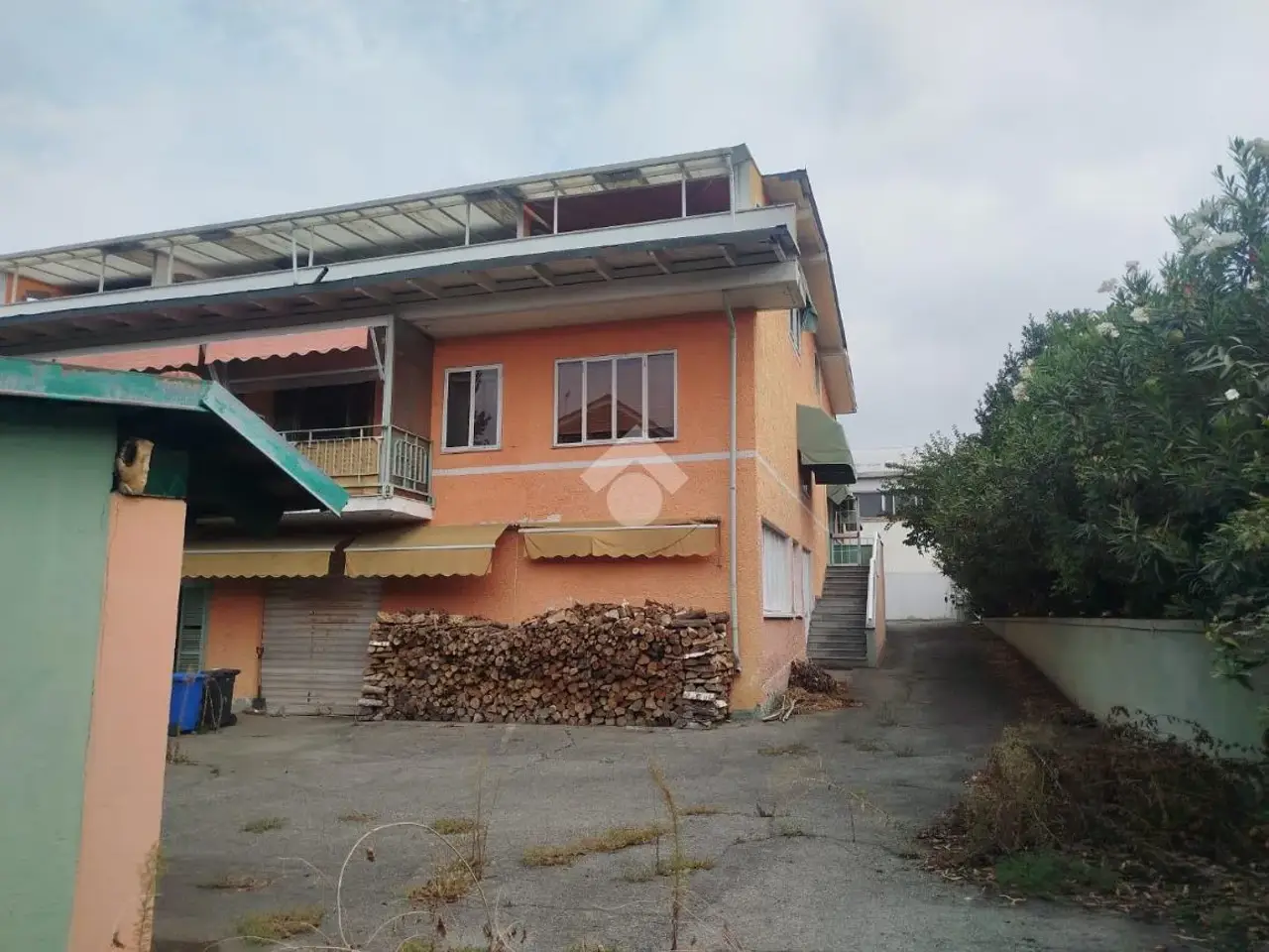 Palazzina commerciale in Via Michelangelo Buonarroti 34, Bruino, {3} - Foto 2