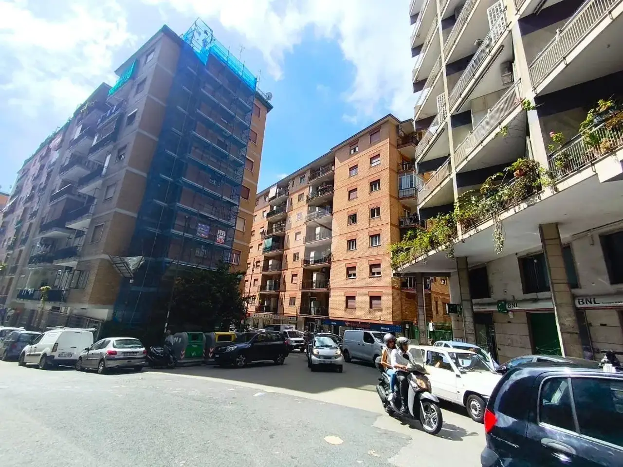 Negozio in Via Sigmund Freud 31, Napoli, {3} - Foto 2