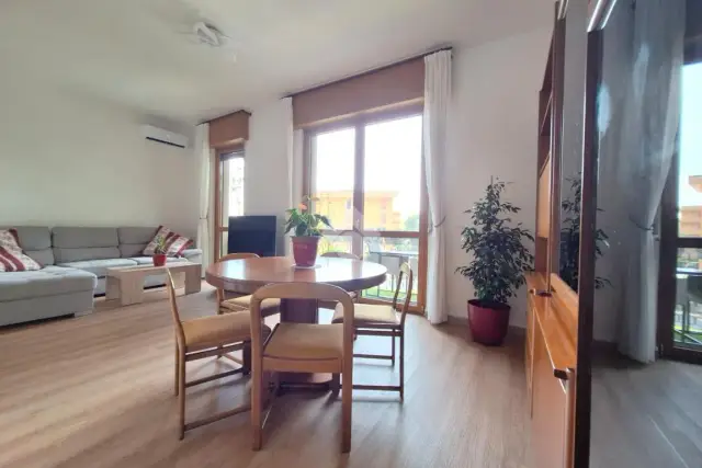 3-room flat in Via Varesina 120, Como - Photo 1