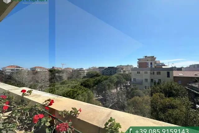 Apartament in {3}, Viale Regina Margherita - Photo 1