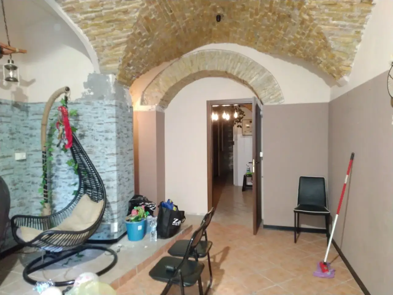 Negozio in Vico delle Camelie, 1, Ventimiglia, {3} - Foto 2