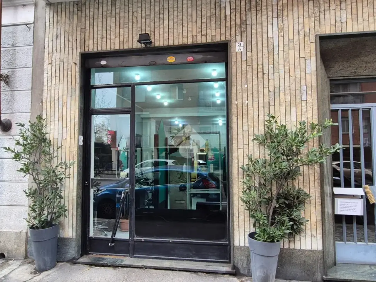 Negozio in Via Maddalene 3, Torino, {3} - Foto 1