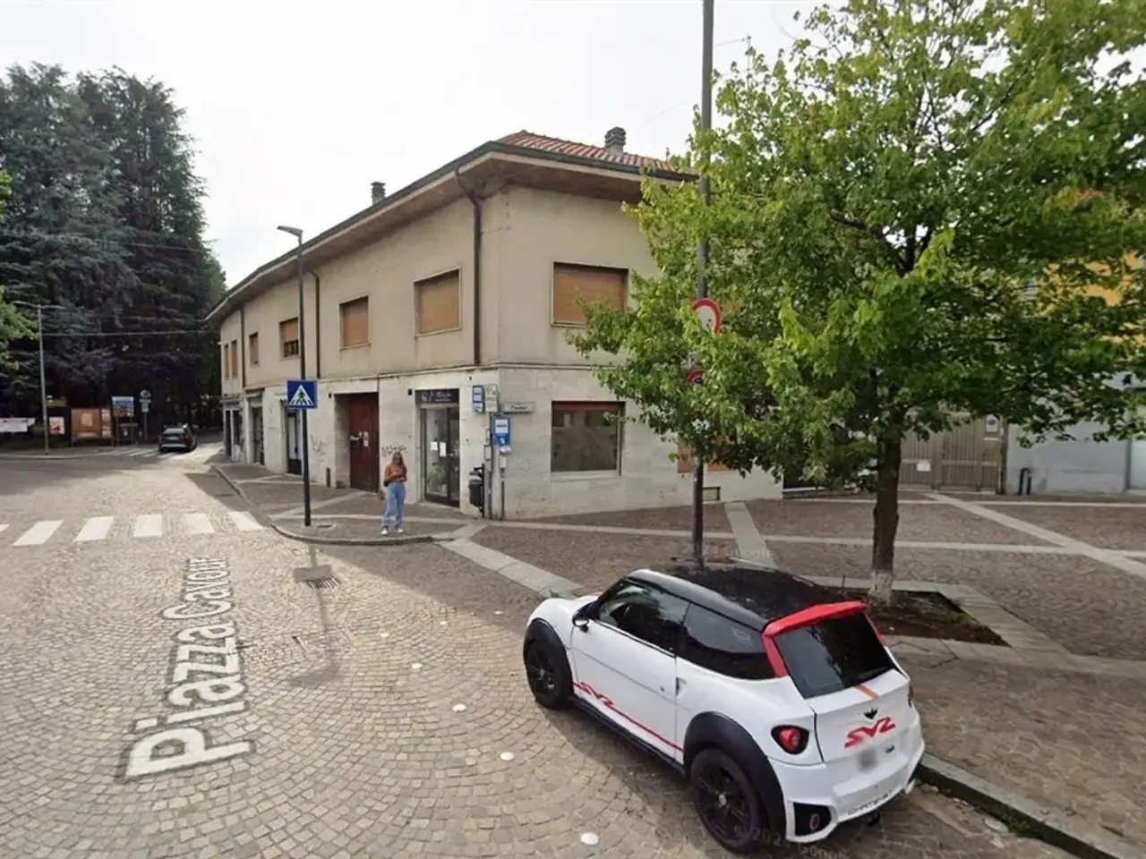 Negozio in Piazza Cavour 7, Meda, {3} - Foto 1