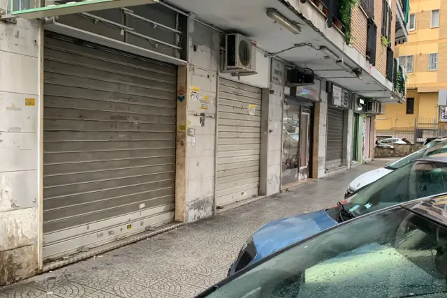 Shop in Via Sigmund Freud, Napoli - Photo 1