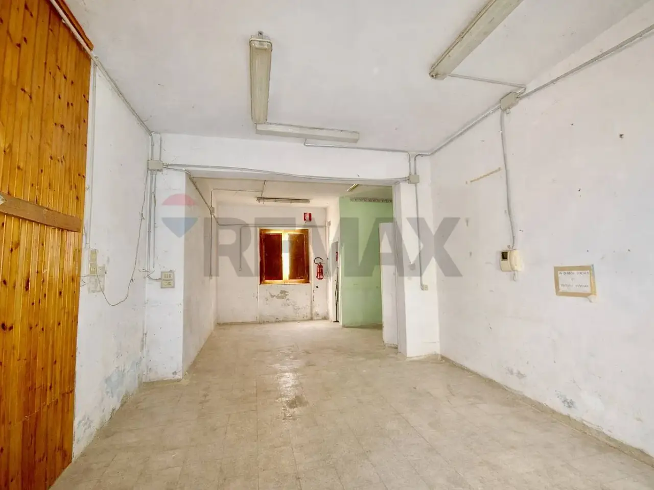 Negozio in Via Roma 79, Loreto Aprutino, {3} - Foto 2