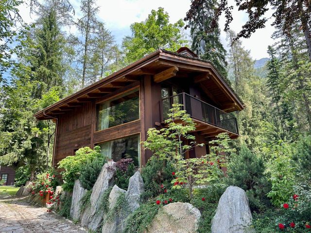 Villa in Strada del Plan Gorret 28, Courmayeur - Foto 1