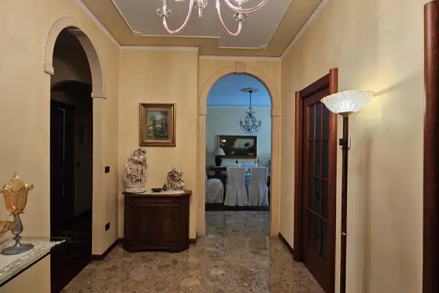 main gallery real estate image