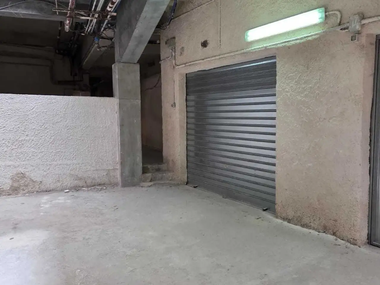 Parcheggio chiuso in , Siracusa, {3} - Foto 1