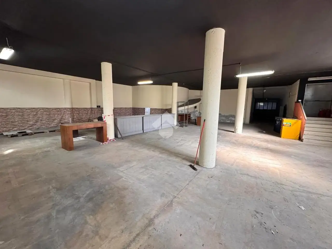 Magazzino in Via Monte Altore 21, Abano Terme, {3} - Foto 2