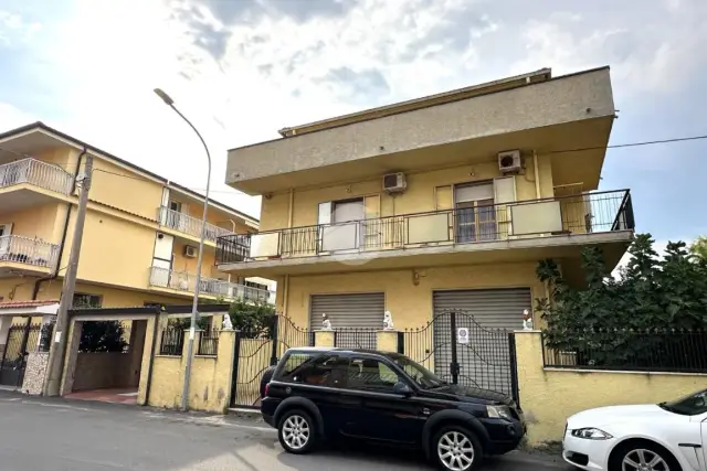 Quadrilocale in Via Alcide De Gasperi 29, Montepaone - Foto 1