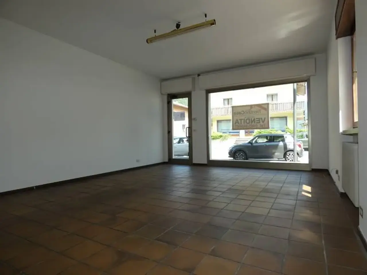 Magazzino in Via Pinzolo, Tione Di Trento, {3} - Foto 2