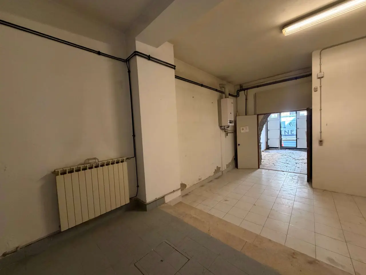 Magazzino in Via Gambini  25, Trieste, {3} - Foto 2