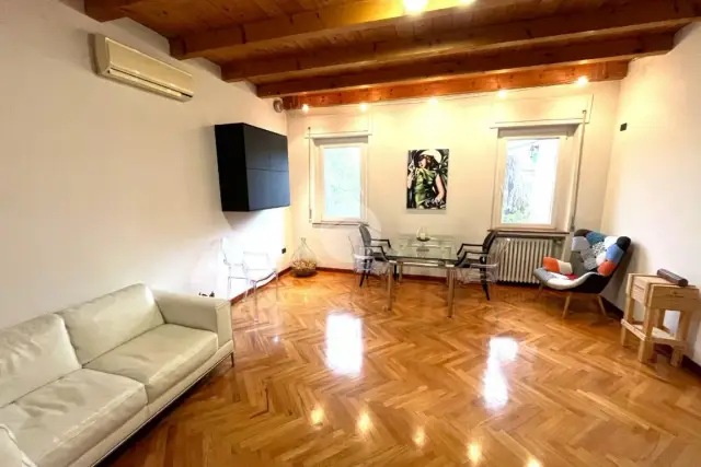 Villa in Via Rivoli 33, Verona - Foto 1