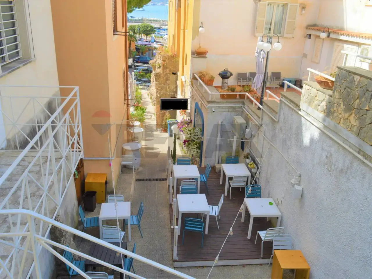 Negozio in , Gaeta, {3} - Foto 1
