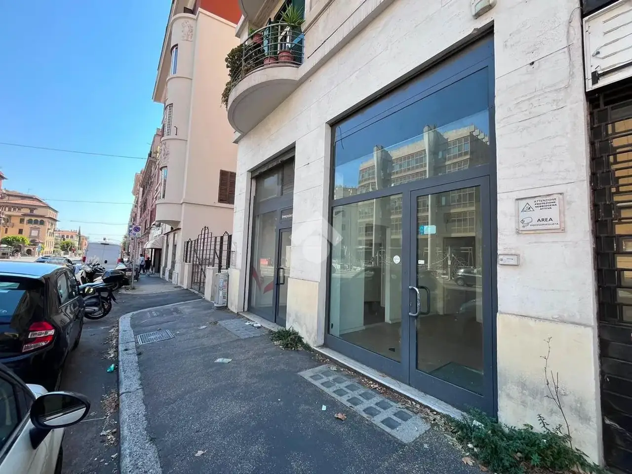 Negozio in Via Giovanni Battista Morgagni 4, Roma, {3} - Foto 2