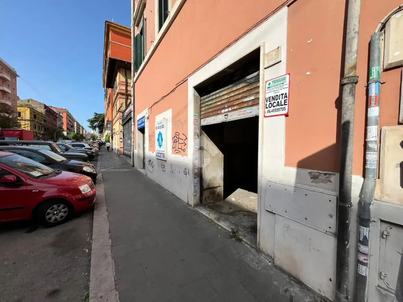 Negozio in Via Tiburtina 145, Roma, {3} - Foto 1