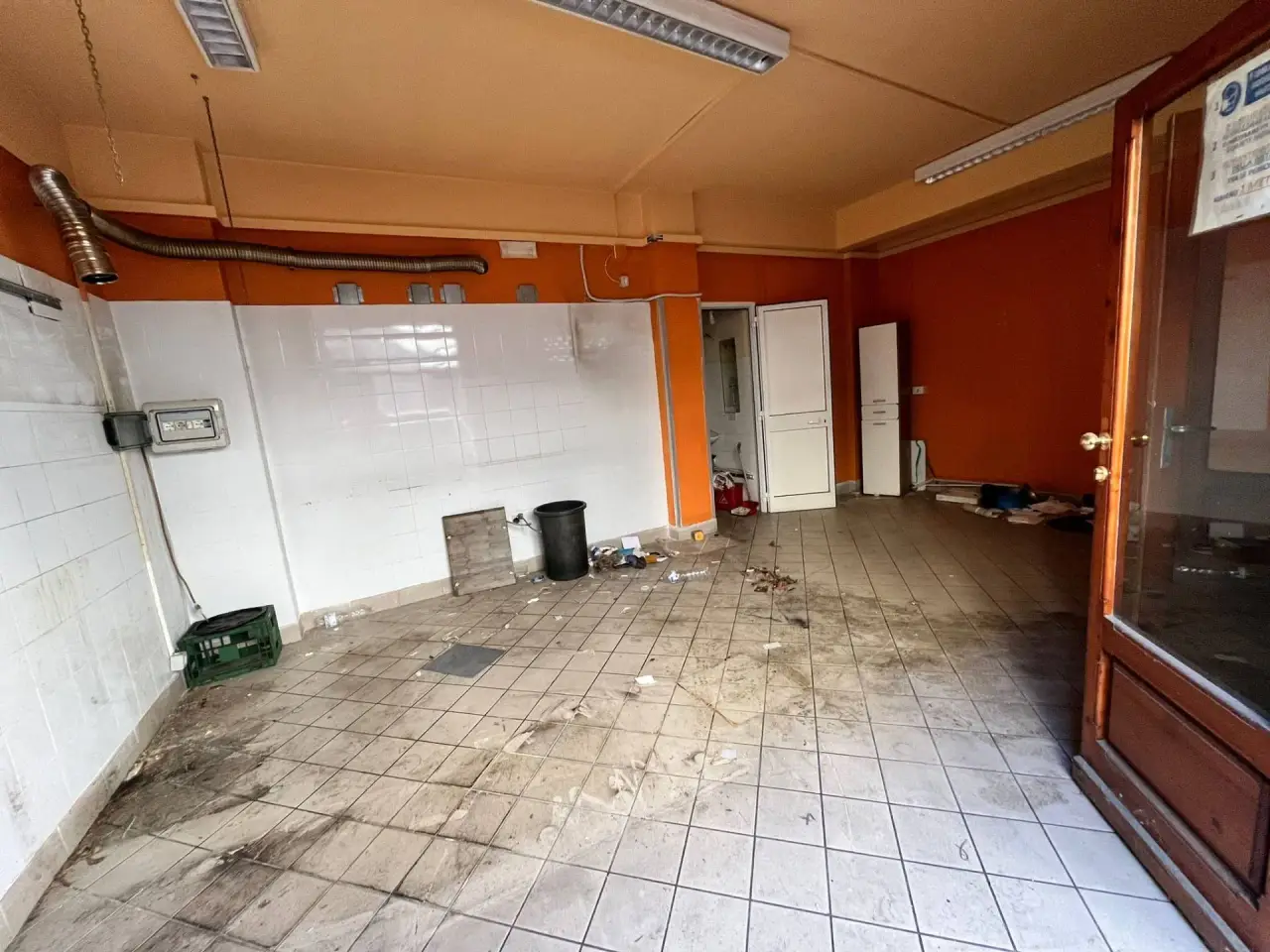 Esercizio commerciale in Via Filippo Corridoni 46, Pisa, {3} - Foto 1