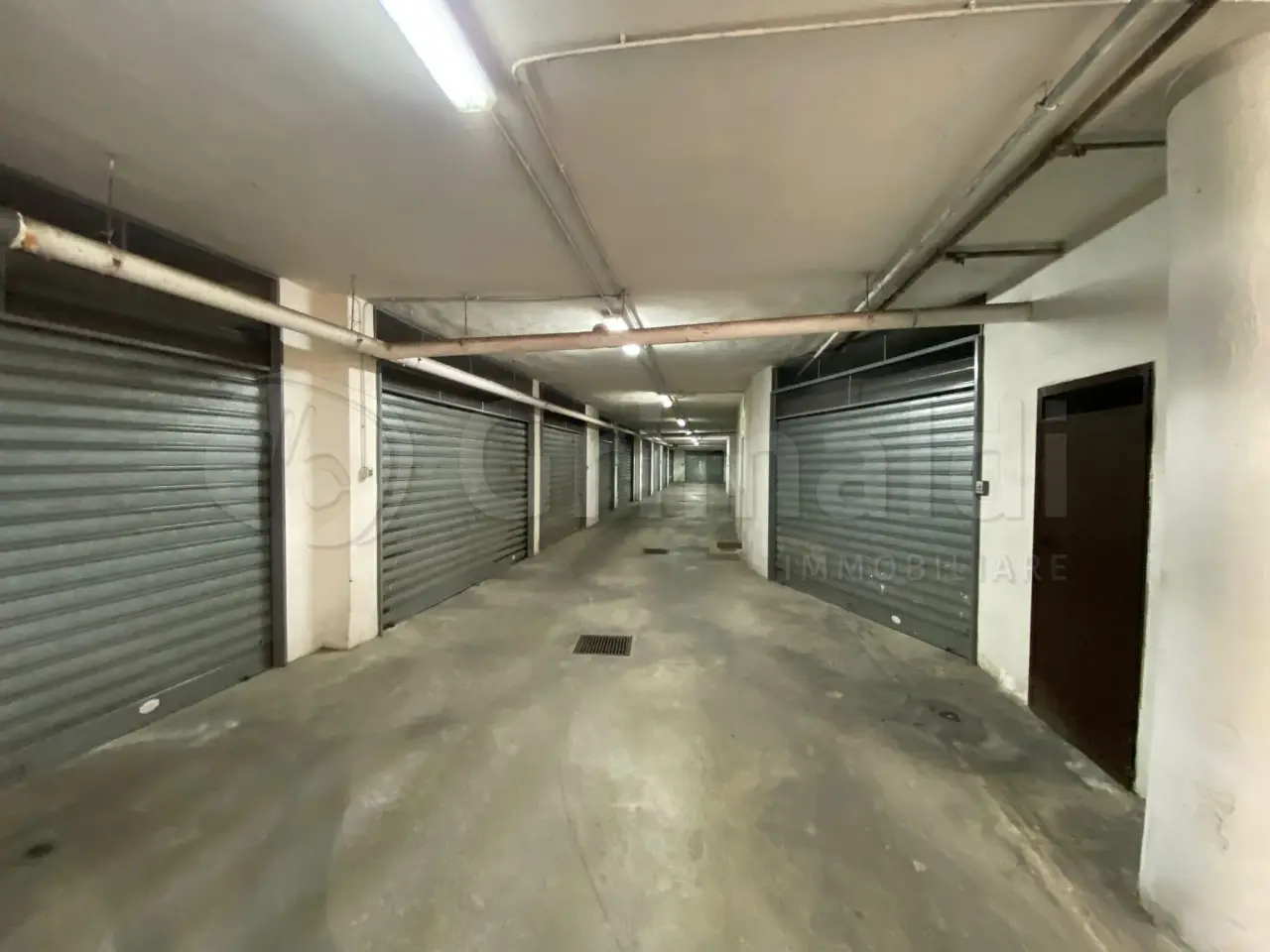 Parcheggio chiuso in , Melito Di Napoli, {3} - Foto 1