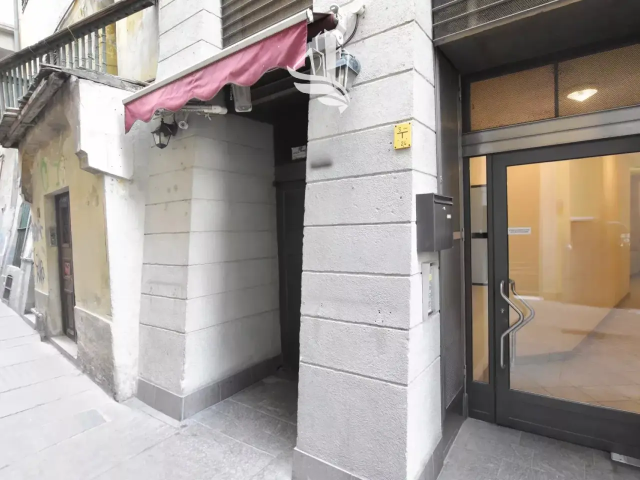 Negozio in Vicolo delle Erbe, Bolzano, {3} - Foto 2