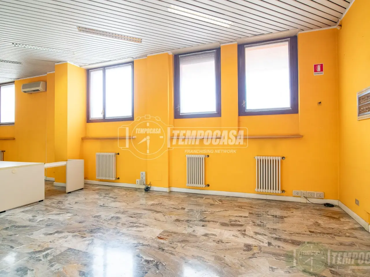 Ufficio in Via Meda 63, Monza, {3} - Foto 1