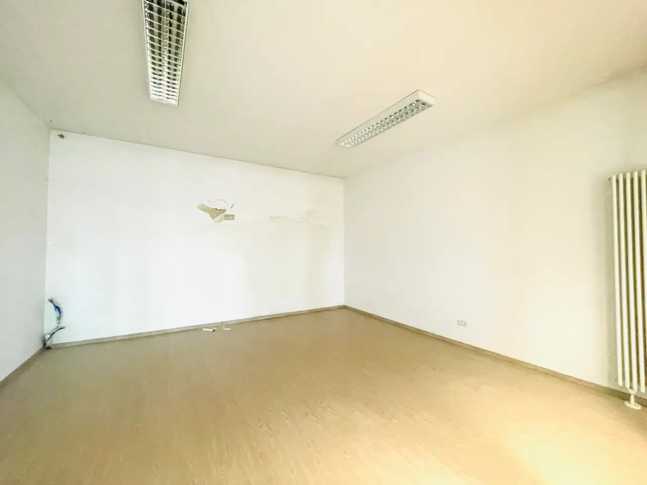 Negozio in , Verona, {3} - Foto 1